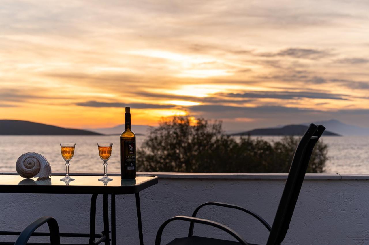 Ferienwohnung Ο Μόλος Marmari  Exterior foto