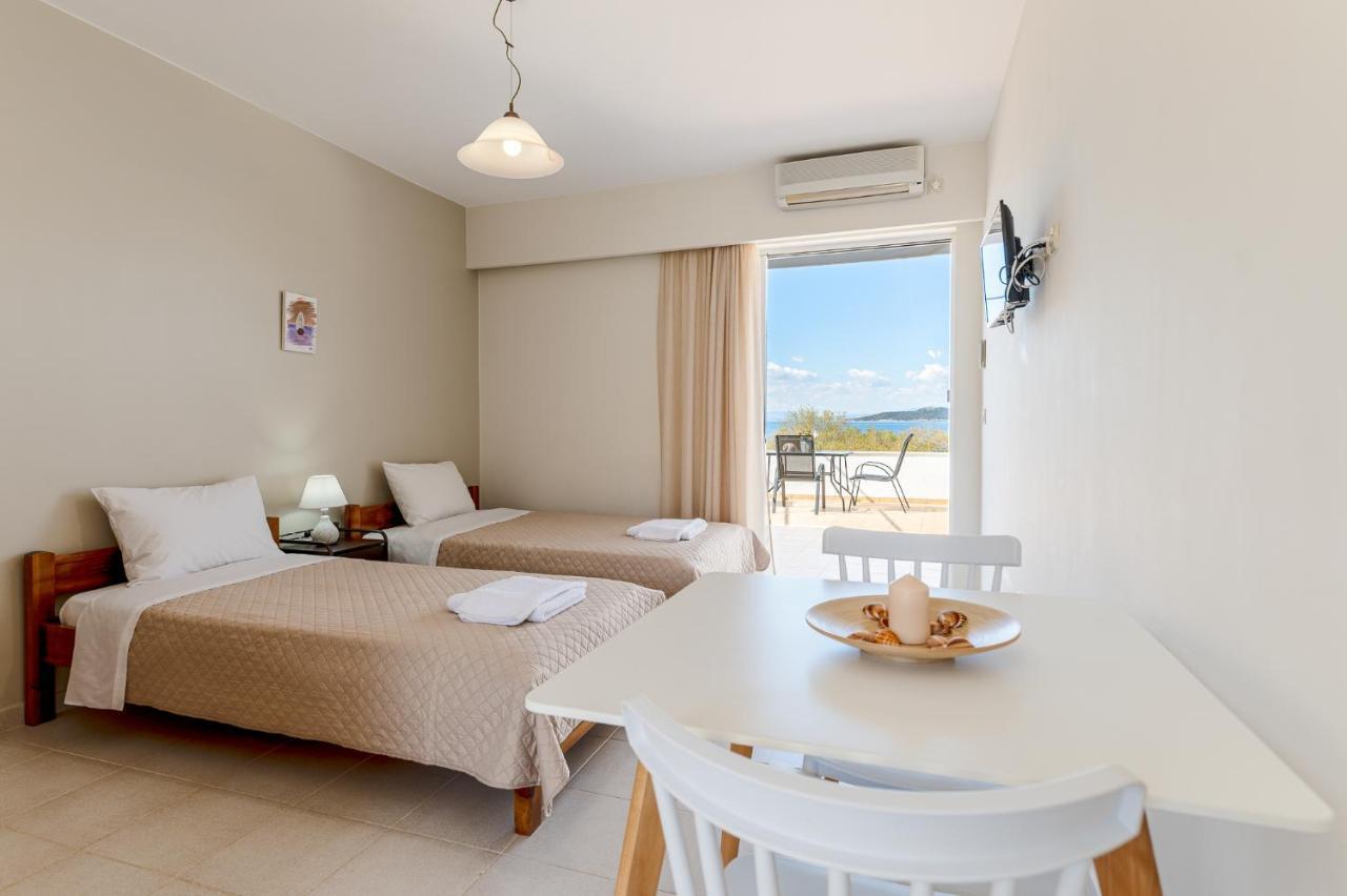 Ferienwohnung Ο Μόλος Marmari  Exterior foto